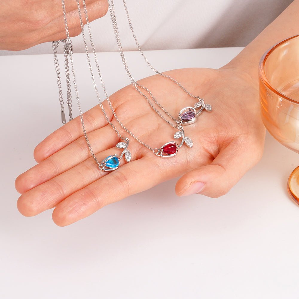 Charming Tulip Zircon Gold Plated Stainless Steel Necklace - TIRAAYA