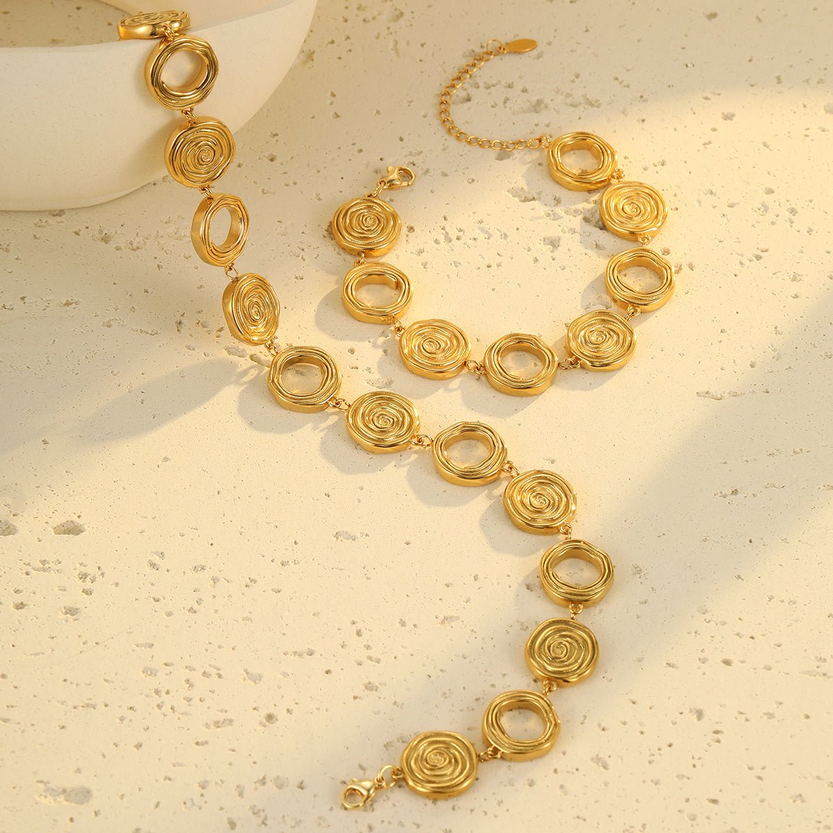 Classic Circle Gold Plated Stainless Steel Necklace For Women - TIRAAYA
