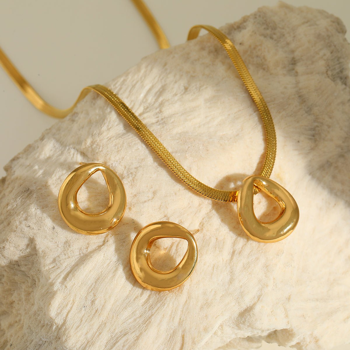Elegant Irregular Geometric Ear Studs And Necklace Gold Plated Set - TIRAAYA