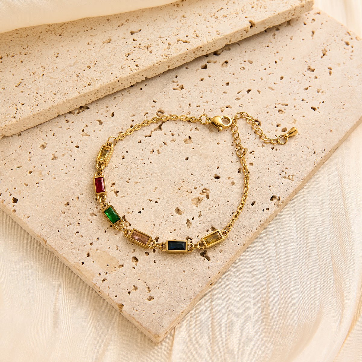 Retro Geometric Crystal Embedded Titanium Steel Bracelet For Women - TIRAAYA