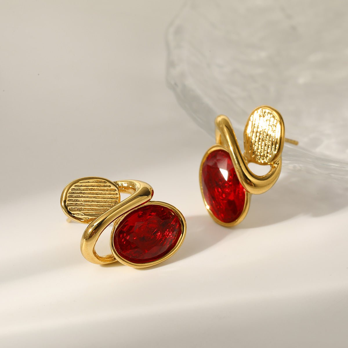 Geometric Earrings And Necklace With Gold Plated Finish - TIRAAYA