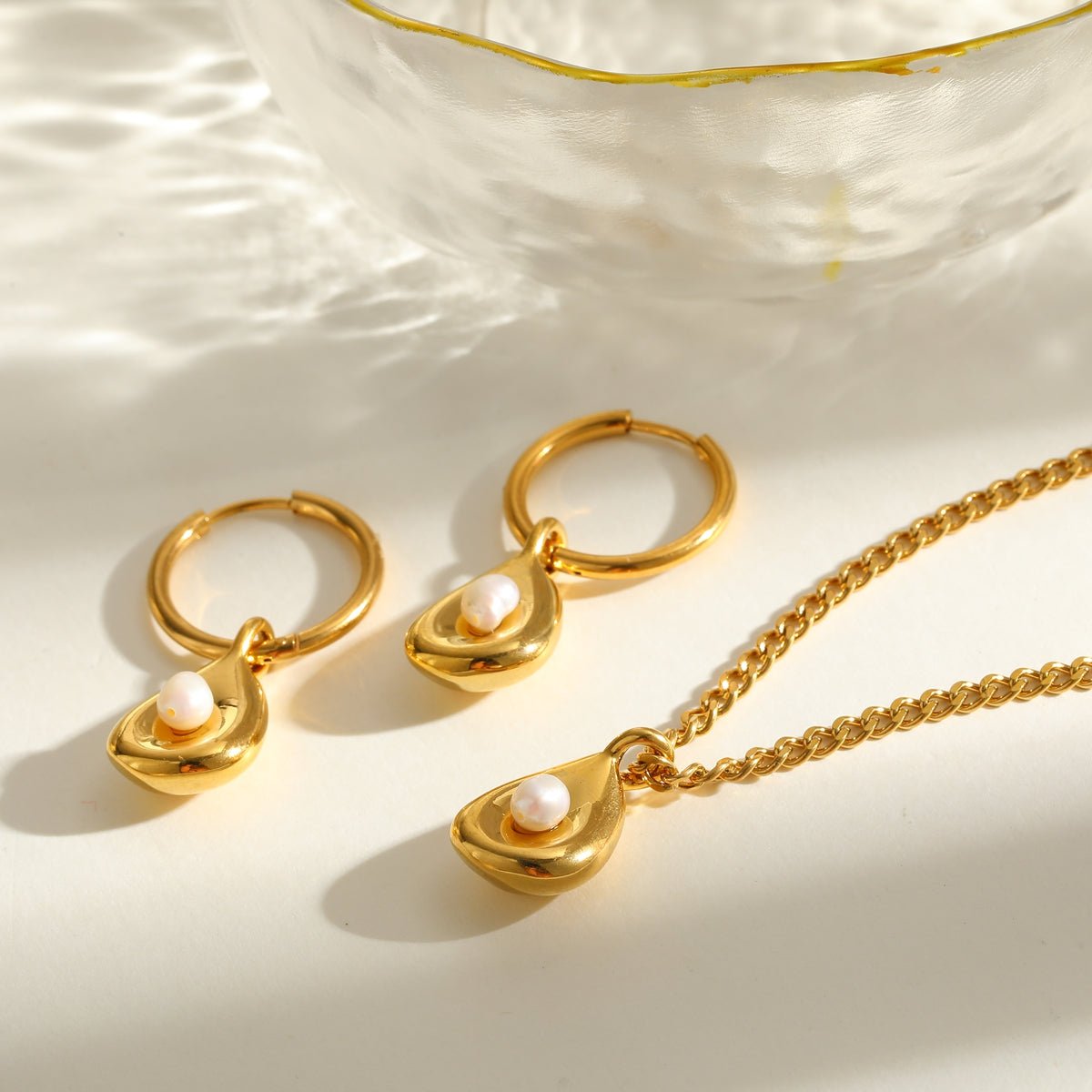 Elegant Leaf Pearl Jewelry Set With Gold Plated Finish - TIRAAYA