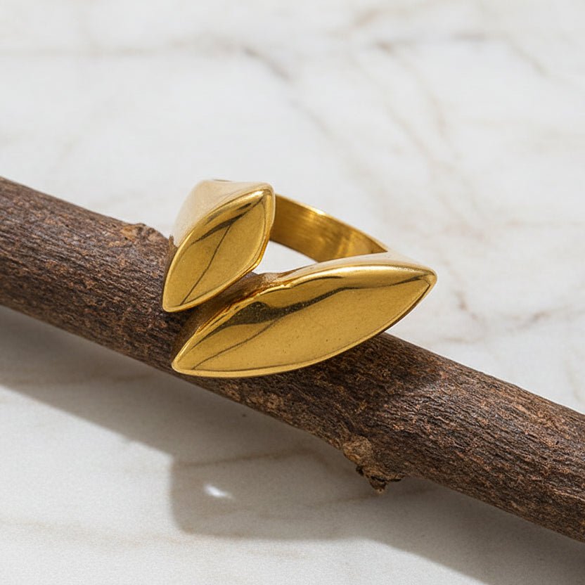Elegant Geometric Ring In Stainless Steel With Gold Plated Finish - TIRAAYA