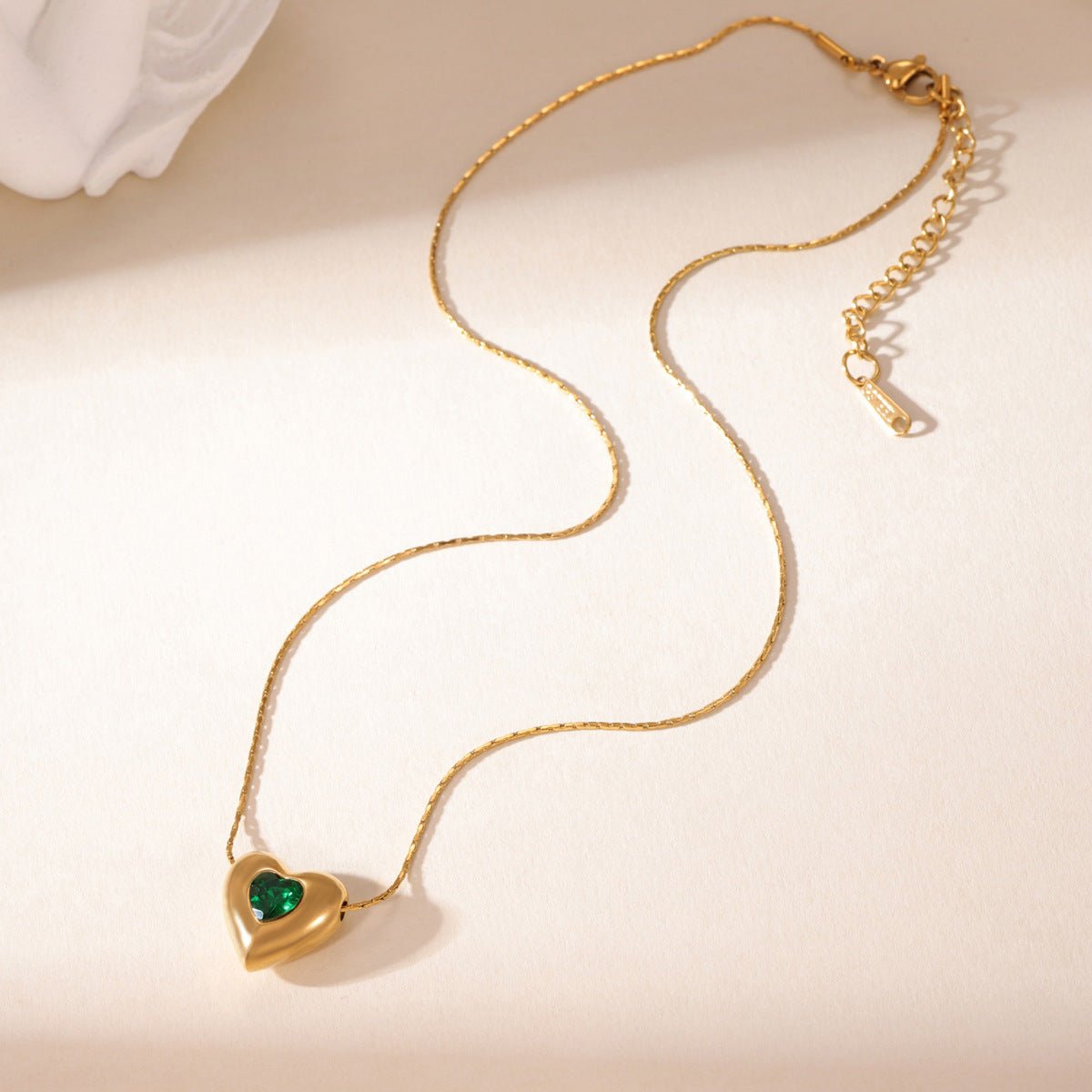 Elegant Heart Zircon Gold Plated Stainless Steel Necklace - TIRAAYA