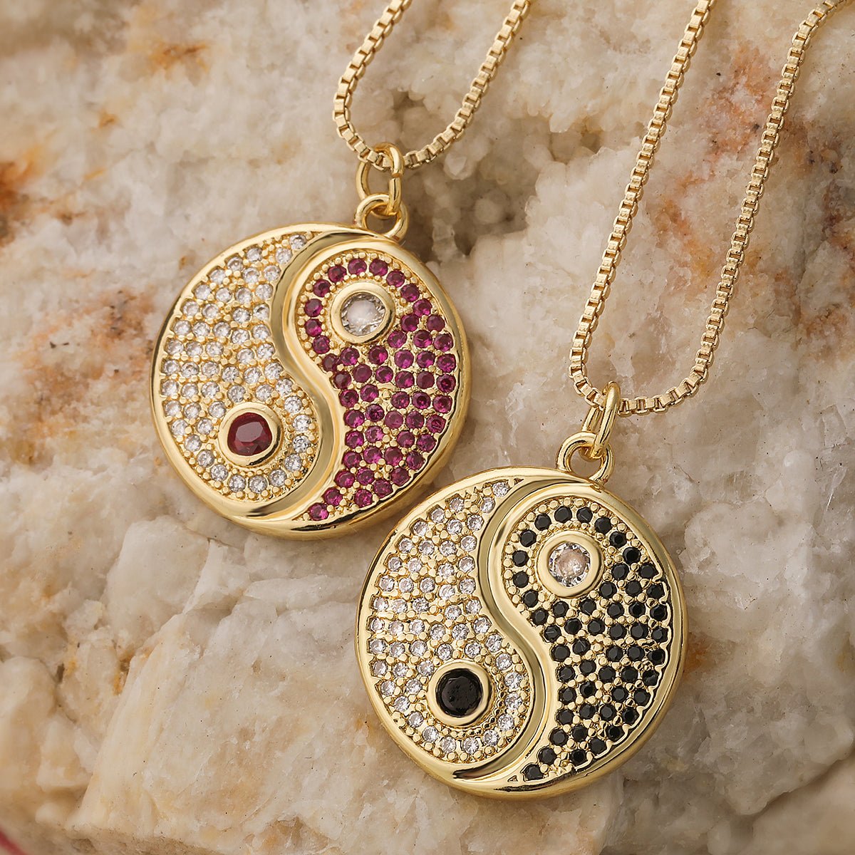 Minimal Geometric Pendant Necklace In Copper For Everyday Style - TIRAAYA